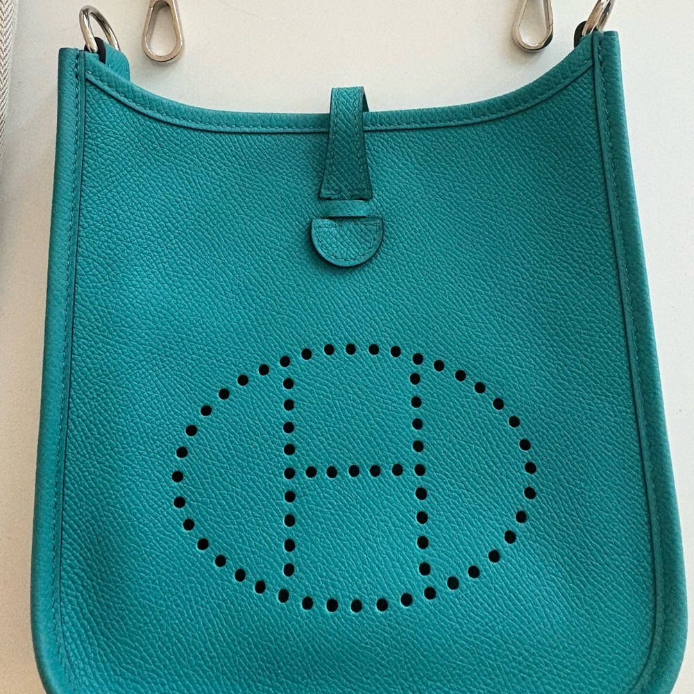 Hermès Evelyne TPM Crossbody – Turquoise 2019 - Picture 3 of 9